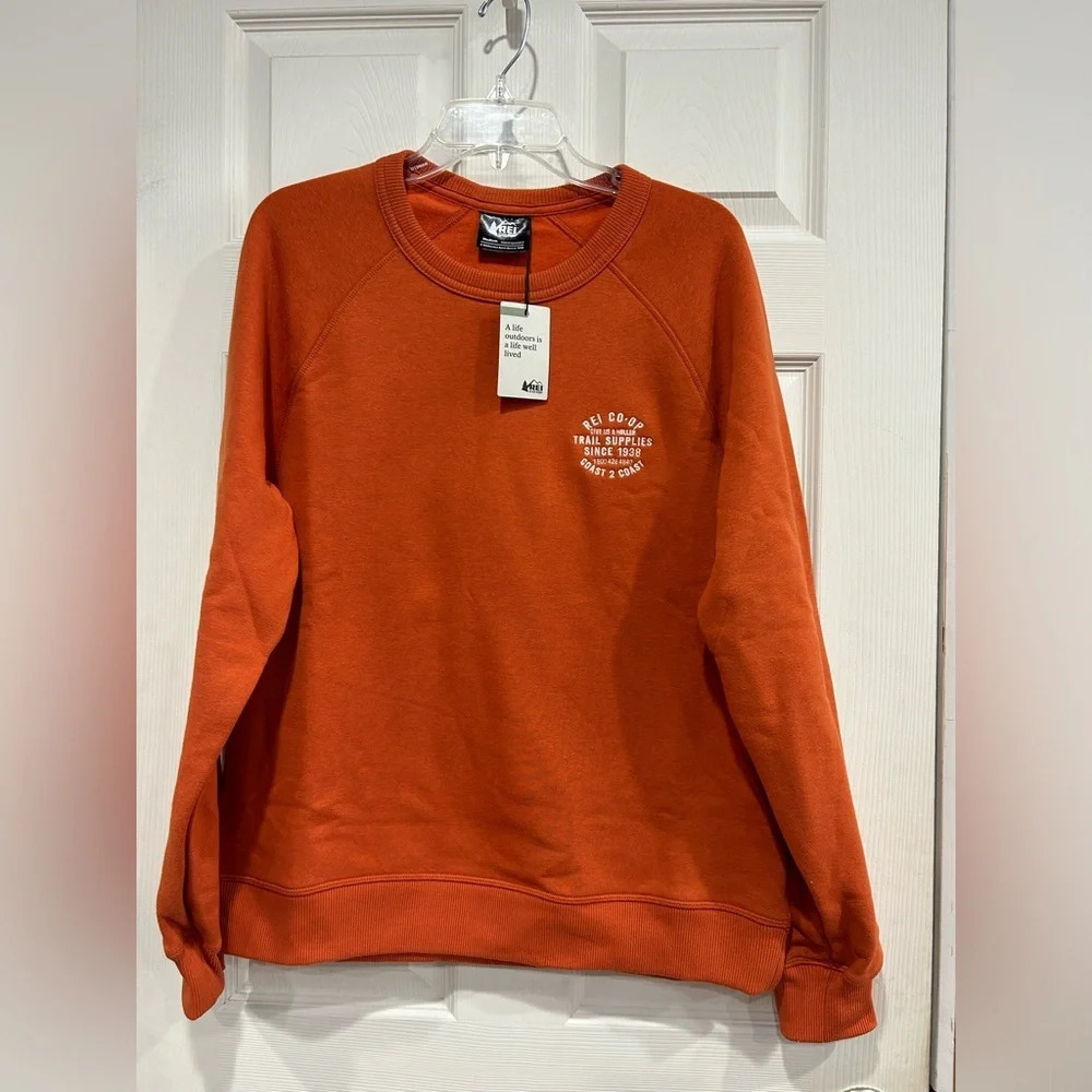 REI Co-op Men's M Medium Trail Supplies Crew Sweatshirt NWT Copper Clay